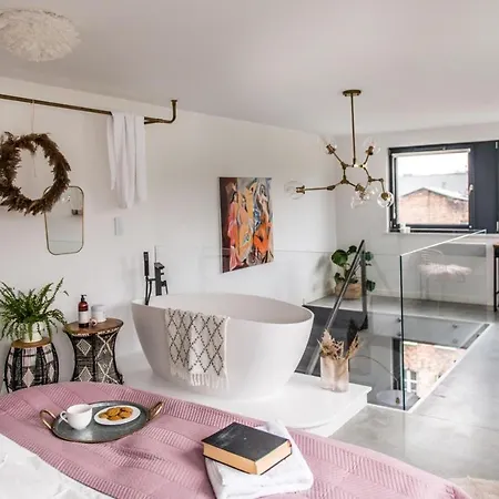 Hedo & Art Loft - Old Town Apartment Poznan