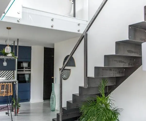 Apartment Hedo & Art Loft - Old Town