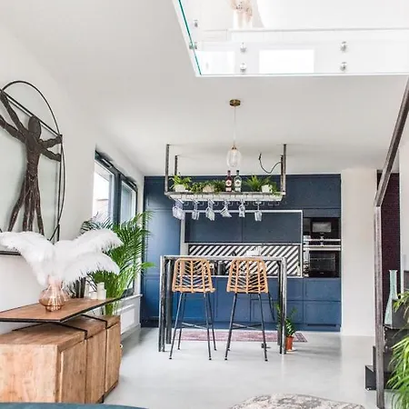شقة Hedo & Art Loft - Old Town بوزنان