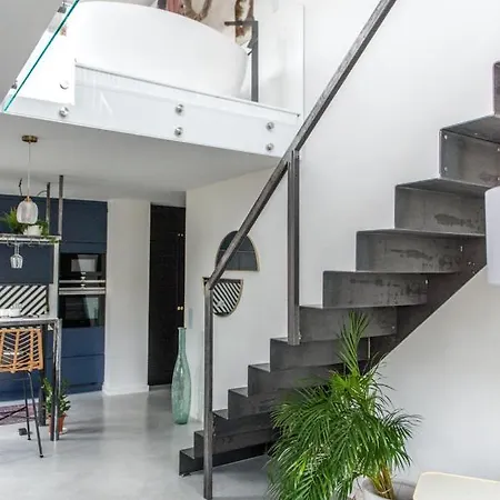 شقة Hedo & Art Loft - Old Town